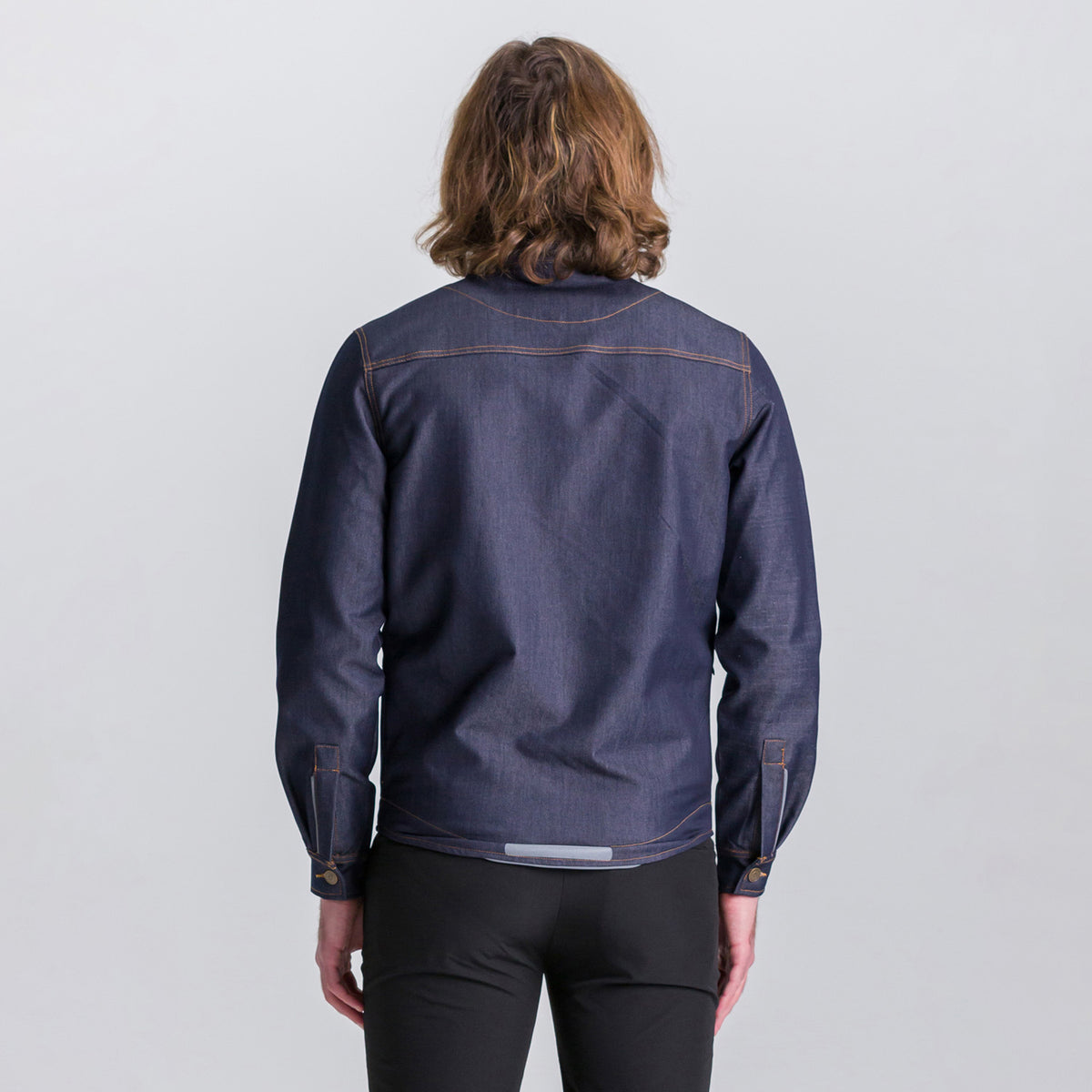 MODEL-BACK