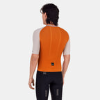 MODEL-BACK