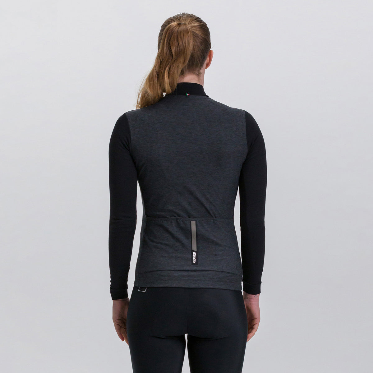 MODEL-BACK
