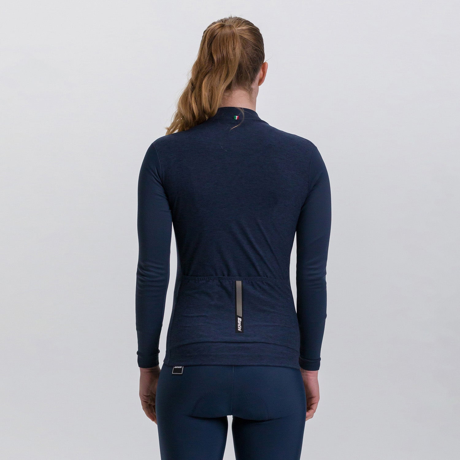 MODEL-BACK