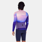 MODEL-BACK