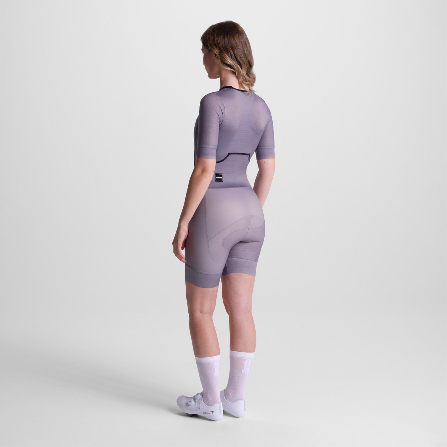 MODEL-BACK