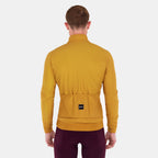 MODEL-BACK
