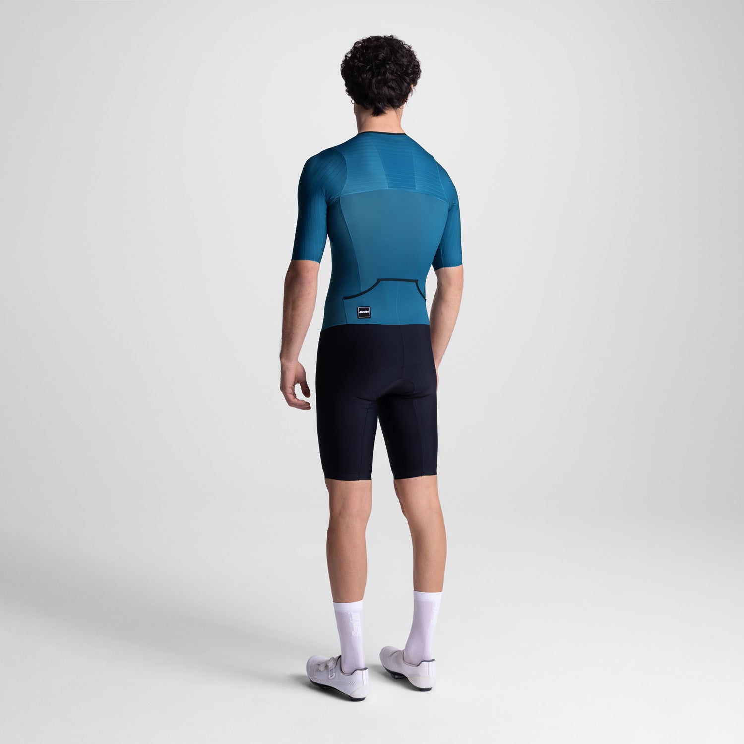 MODEL-BACK