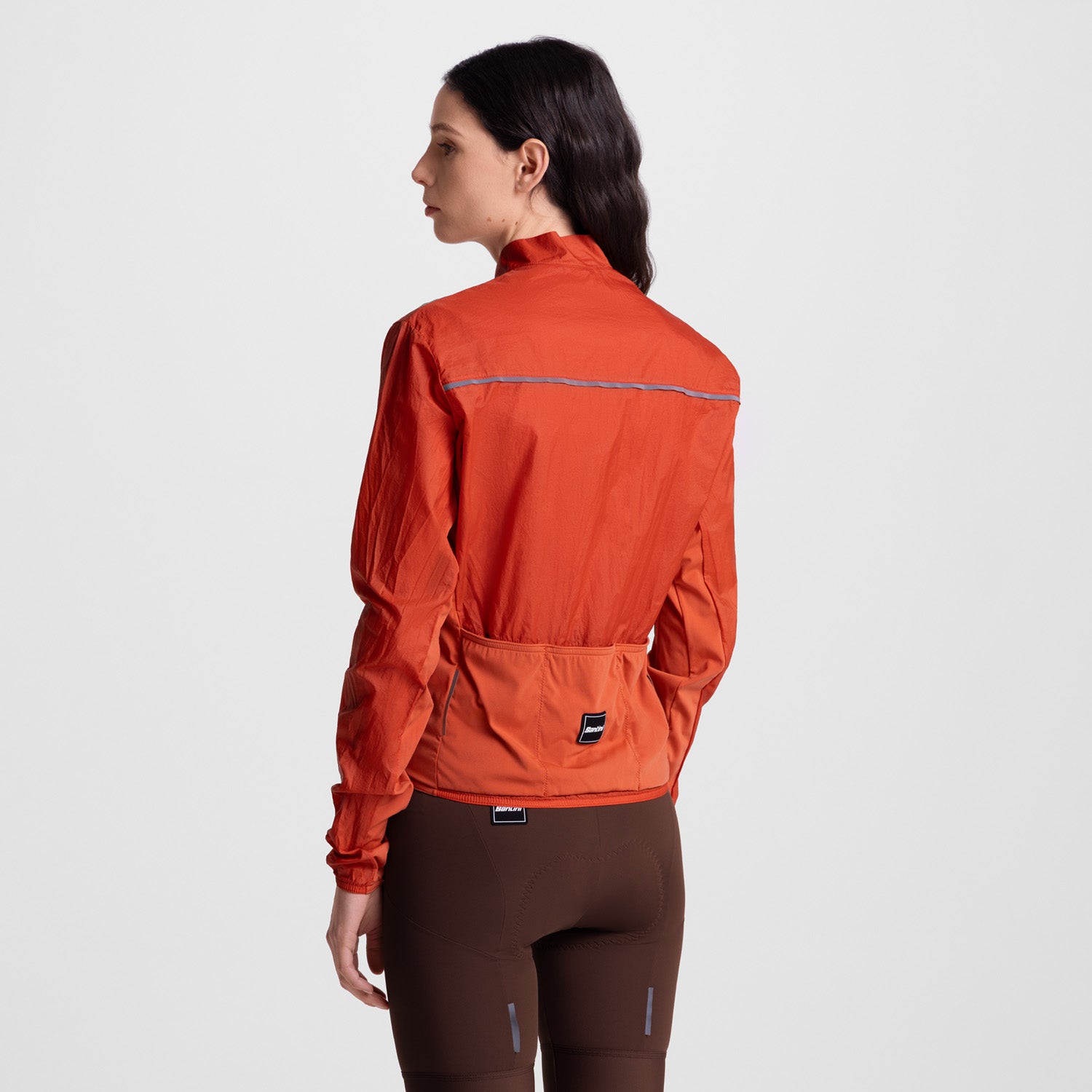 MODEL-BACK