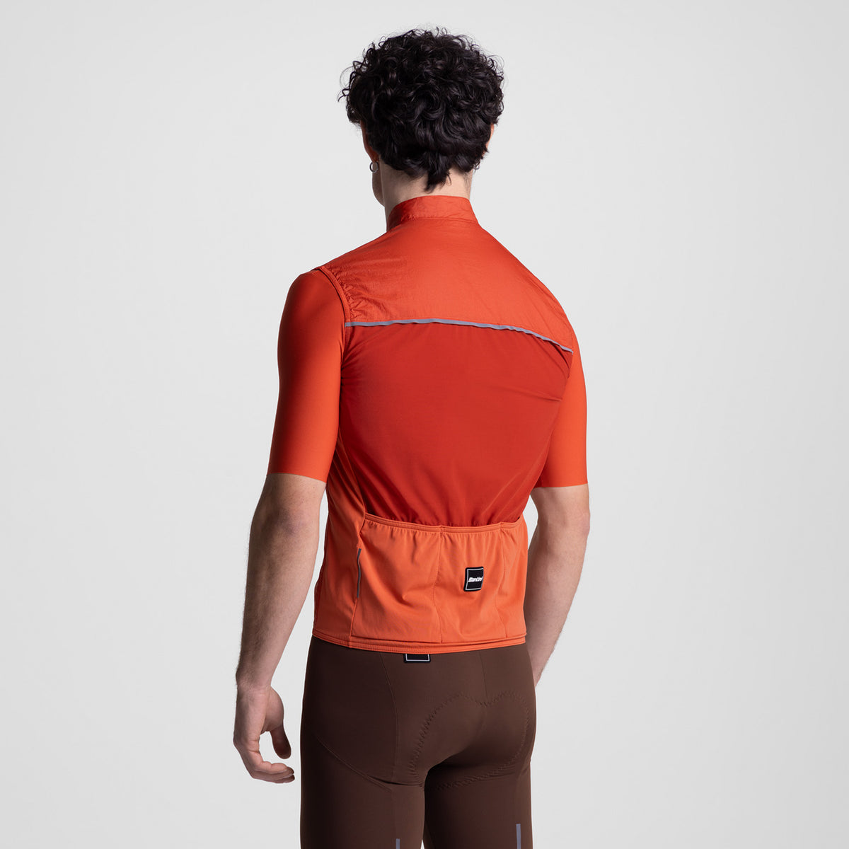 MODEL-BACK