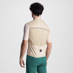MODEL-BACK