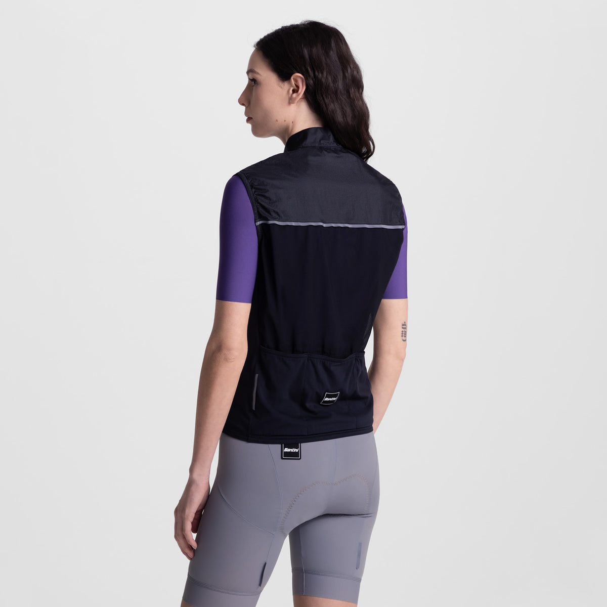 MODEL-BACK