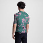 MODEL-BACK