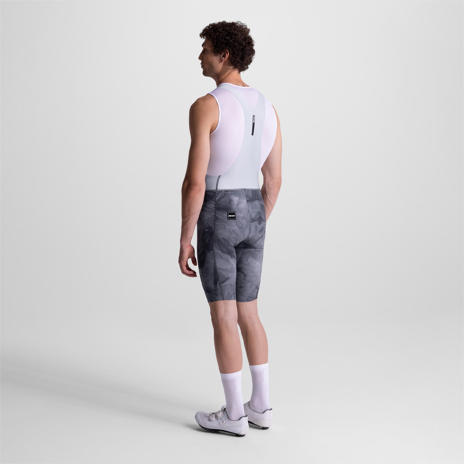MODEL-BACK