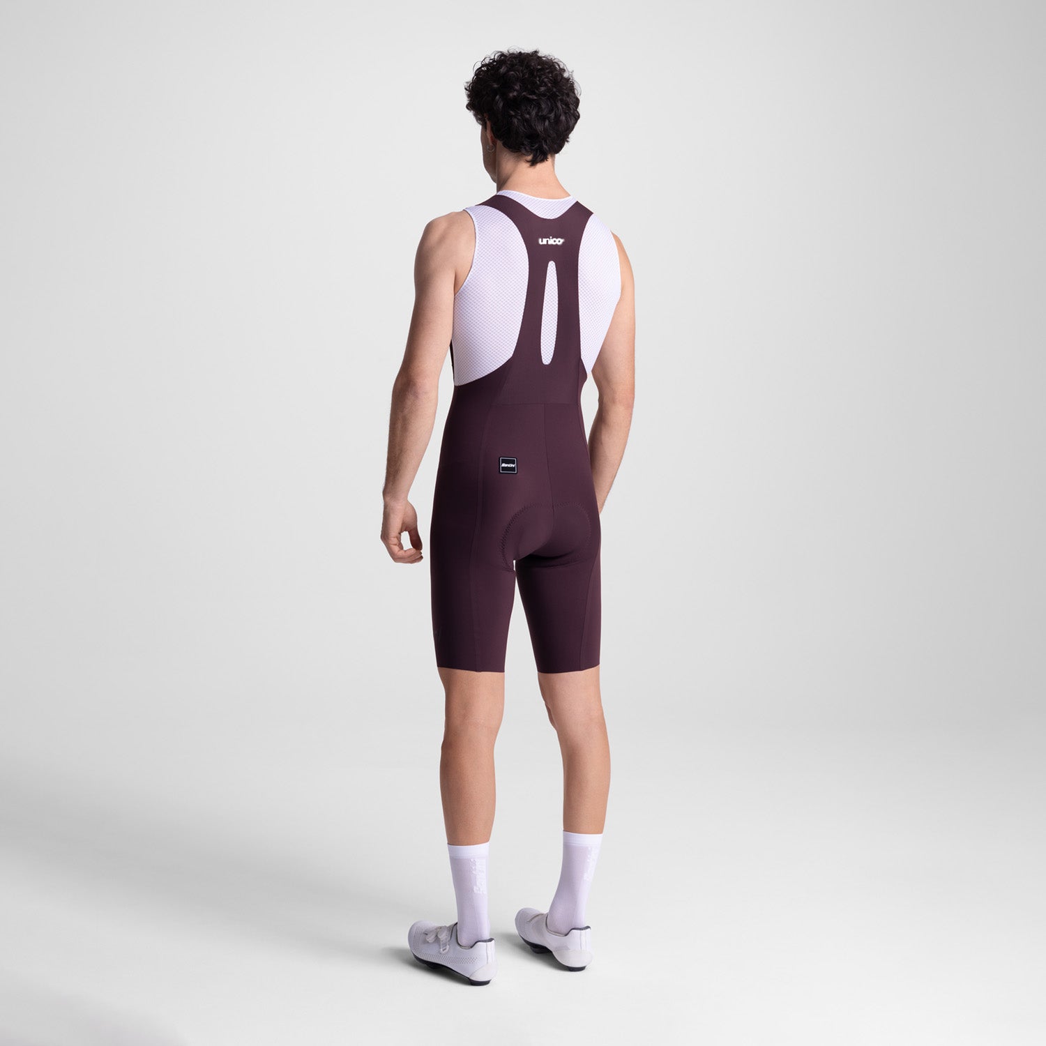MODEL-BACK