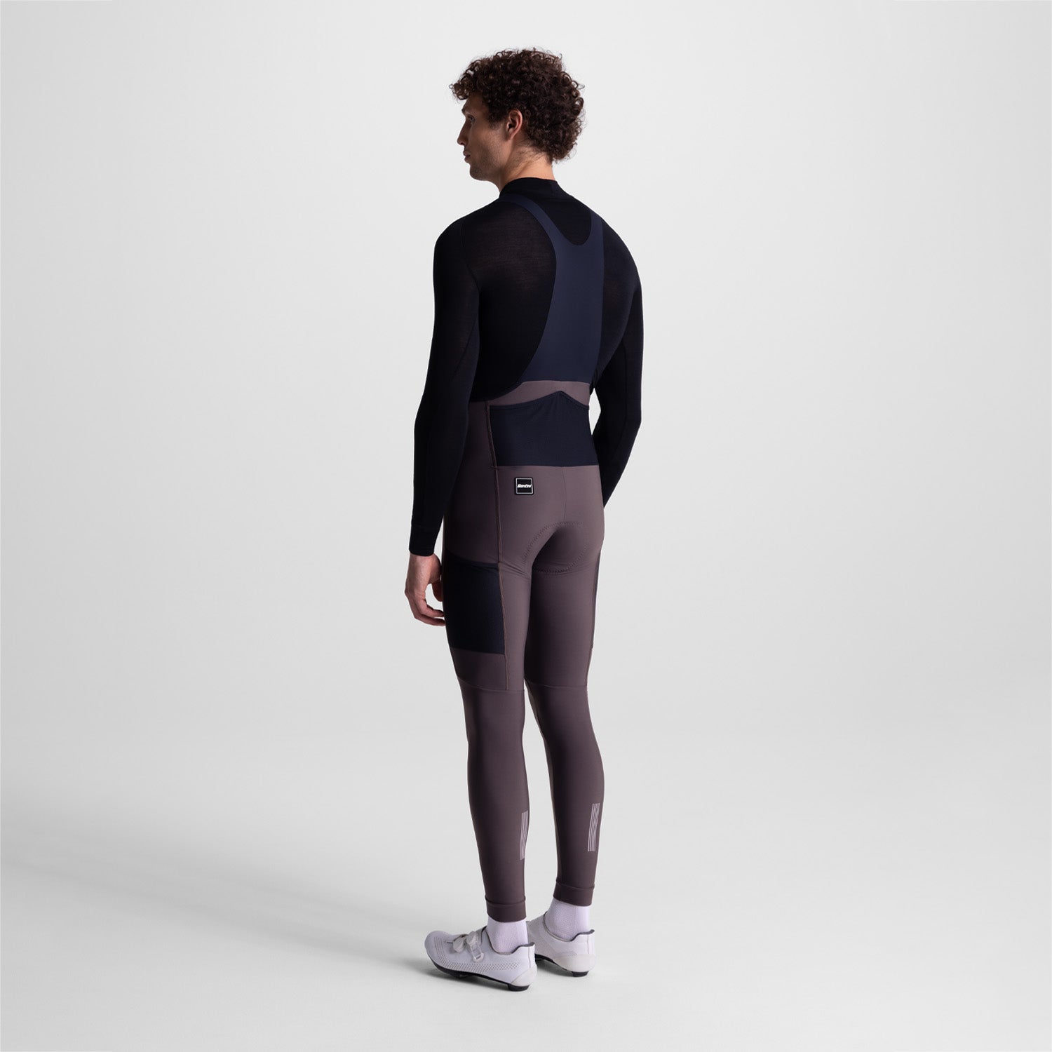 MODEL-BACK