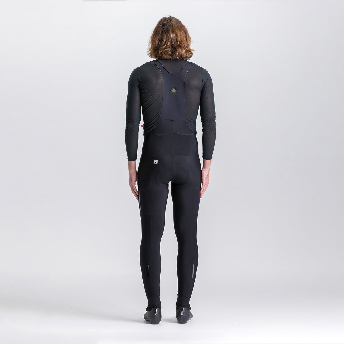 MODEL-BACK