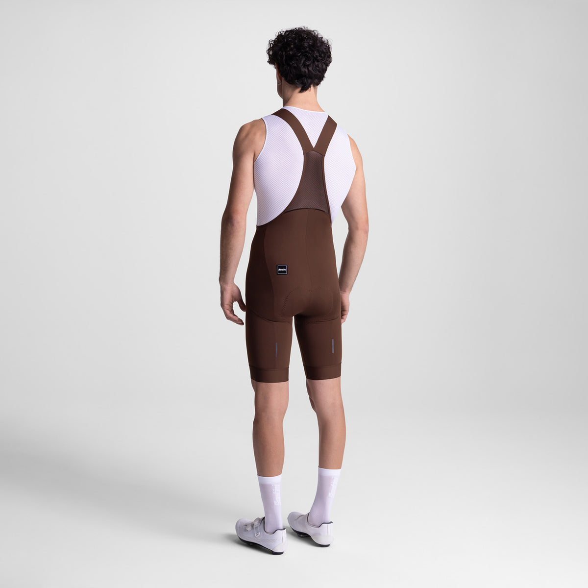 MODEL-BACK