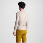 MODEL-BACK