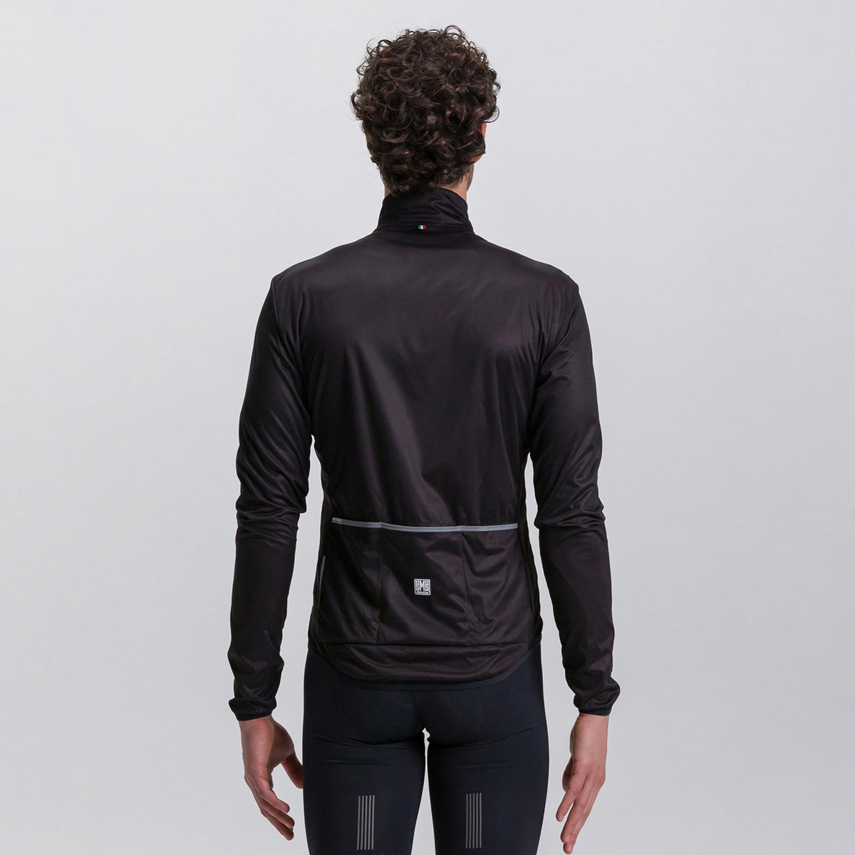 MODEL-BACK