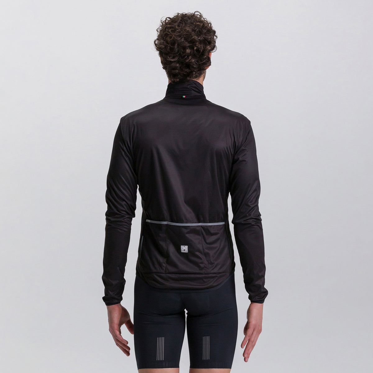 MODEL-BACK