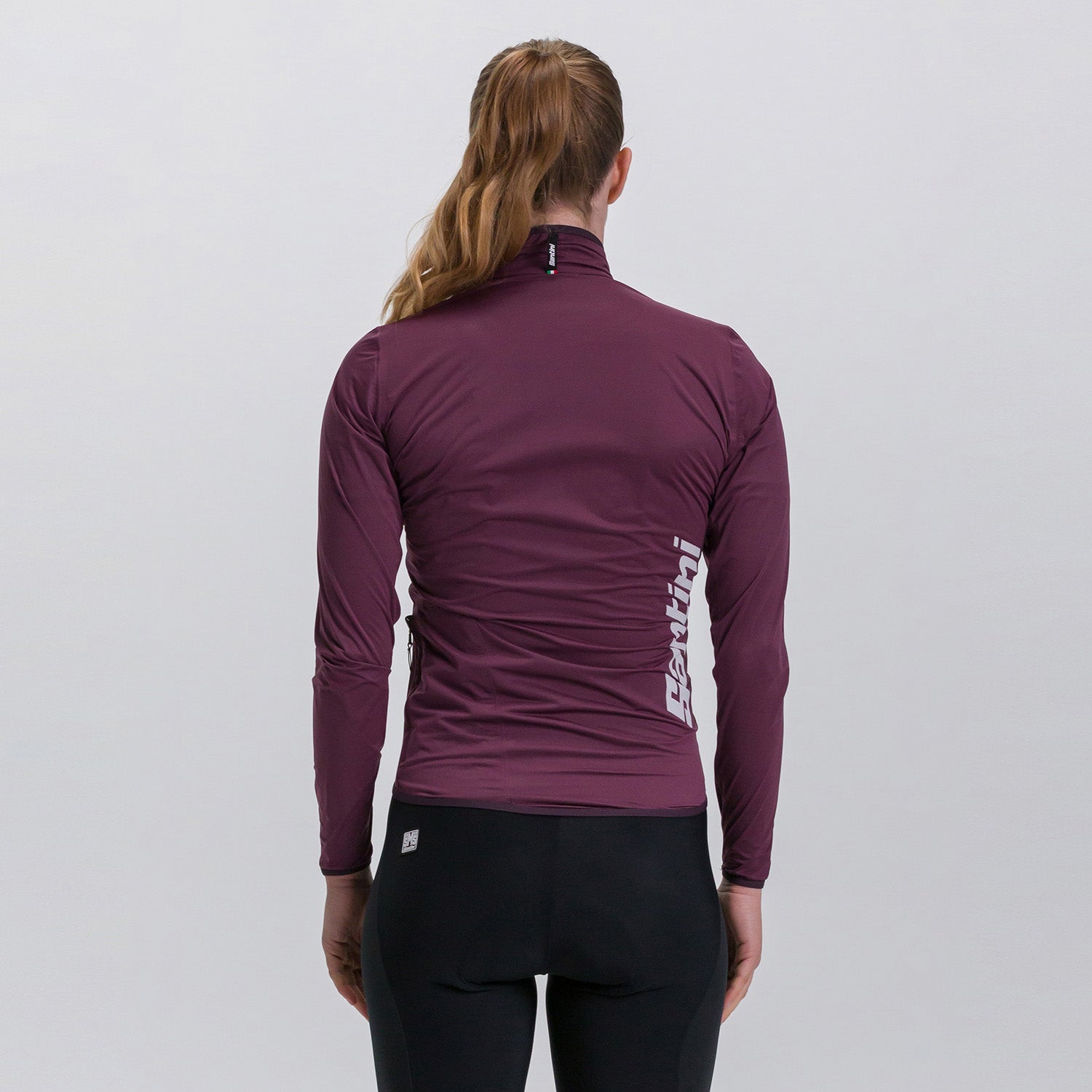 MODEL-BACK
