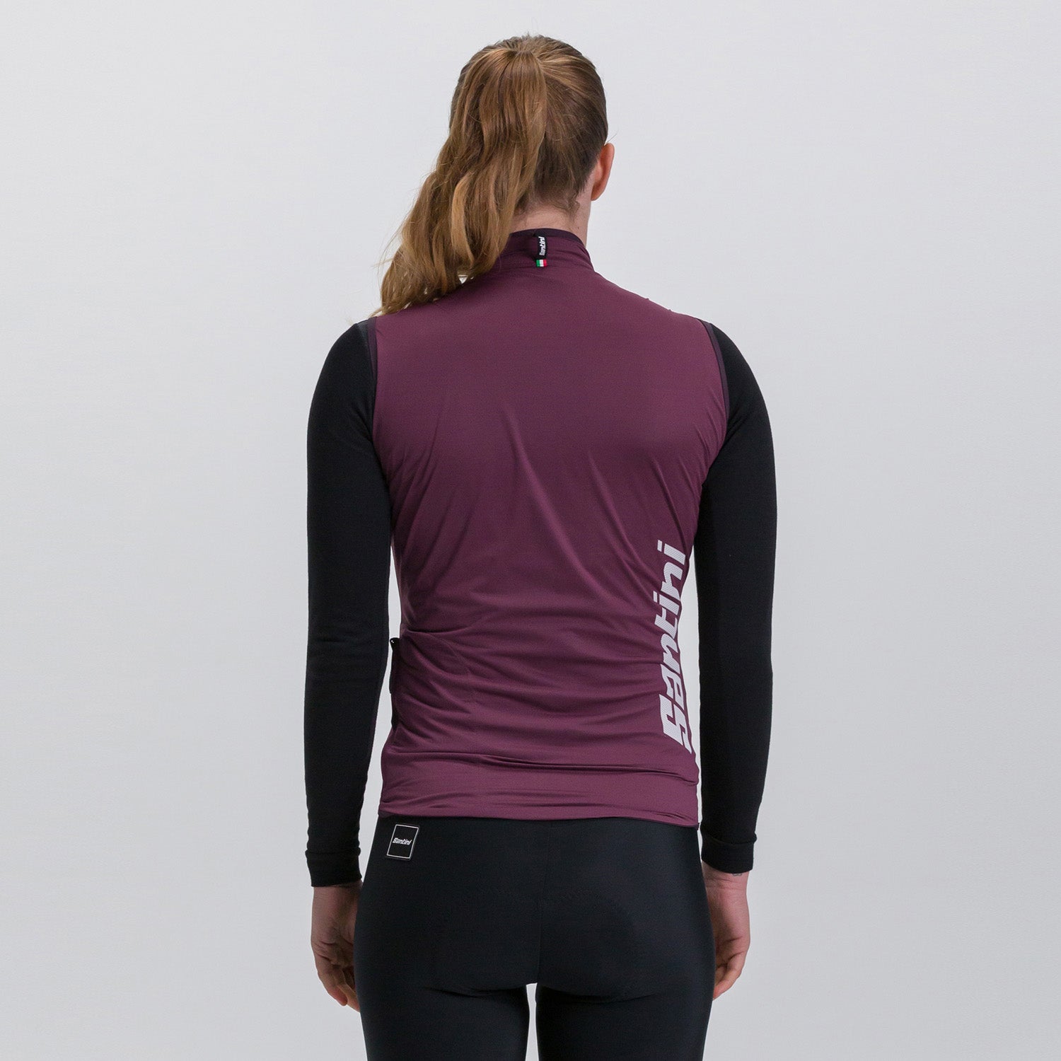 MODEL-BACK