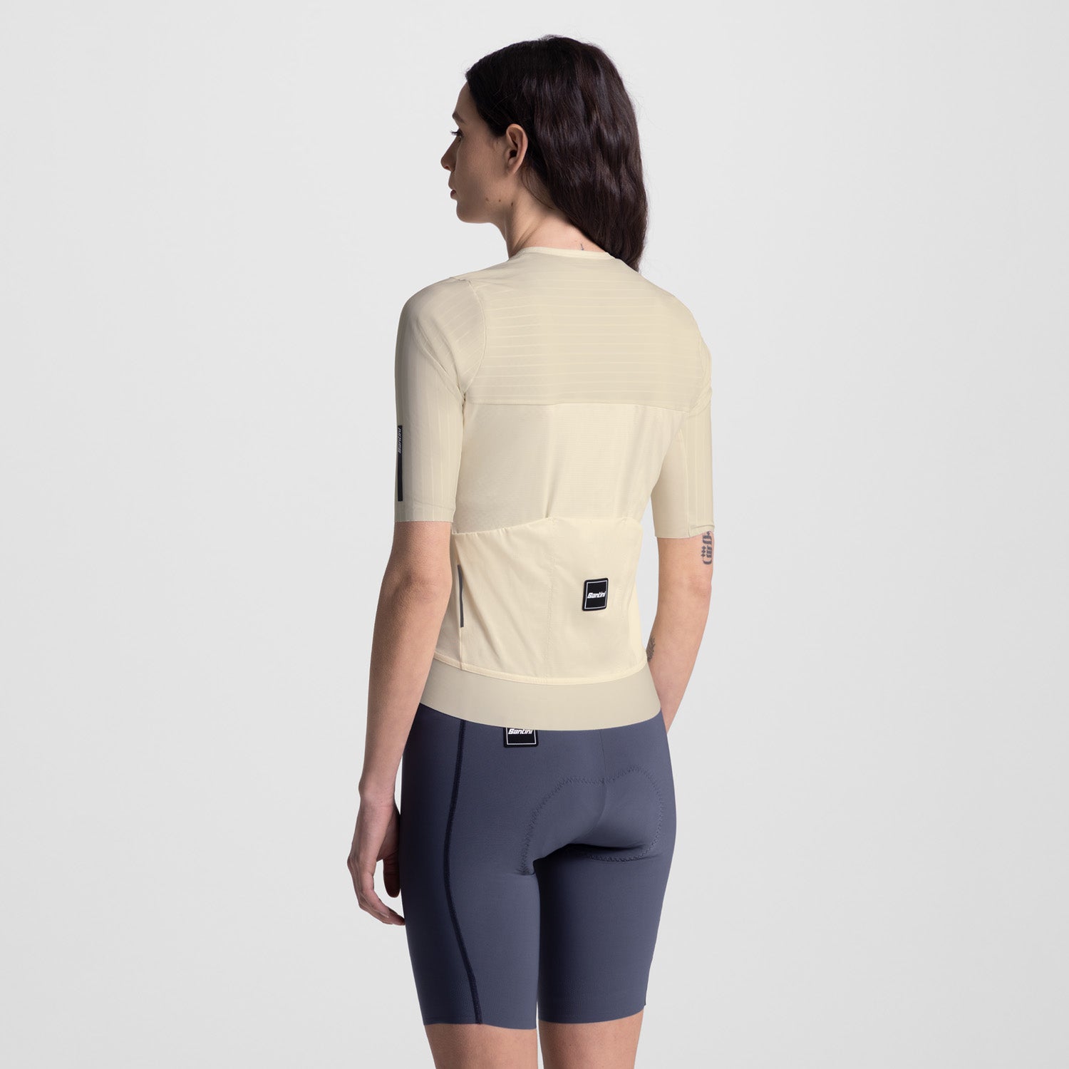 MODEL-BACK